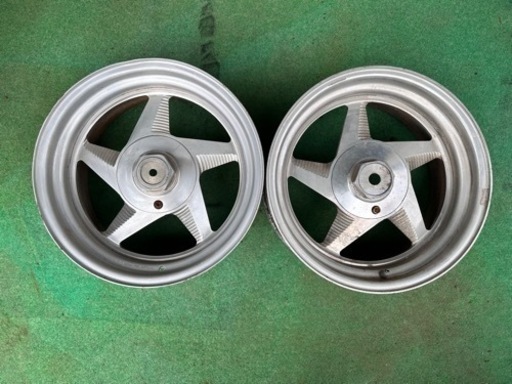 Boyds 17×8J PCD127/5H 2本