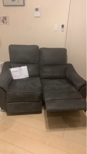 2人掛け電動ソファ値下げしました。