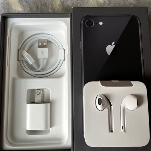 新品 iPhone８ ６４GB