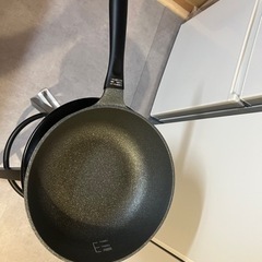 ニトリ　炒め鍋(26cm) 鍋ぶた付き