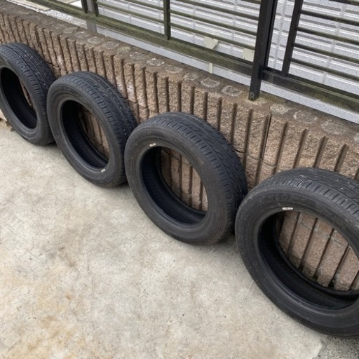 【最終値下げです！】バリ溝 ダンロップ EC202 夏タイヤ 175/65R15 室内保管品 アクア カローラ スイフト フィット インサイト等に