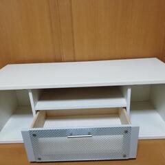 TV 台の画像
