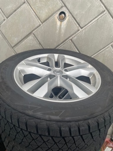 エクストレイル　スタッドレス　225 60 17