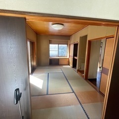 襖(ふすま)4枚分あげます！