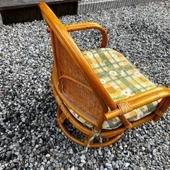 【値下】回転するレトロな椅子の画像