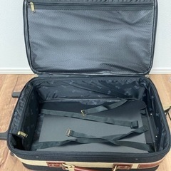 スーツケースの画像