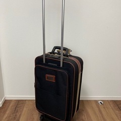 スーツケースの画像