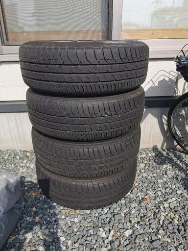 21年製185/65/15タイヤと４穴pcd100＋40ホイール