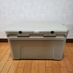 YETI イエティ クーラーボックス タンドラ TUNDRA 45 タンカラーの画像