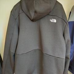 【大幅値下げ】ノースフェイスパーカーの画像