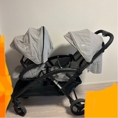 双子ベビーカー　カトージ　ベビーカーエヴァライトデュオ