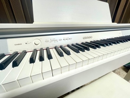 CASIO電子ピアノCELVIANO AP-450WE中古品・椅子付【札幌近郊配達可】