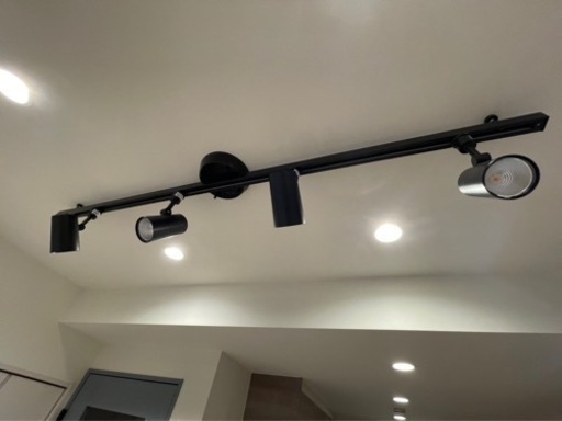 22年製照明5万➡️1.2万 リビング用ランプ ほとんど使ってない