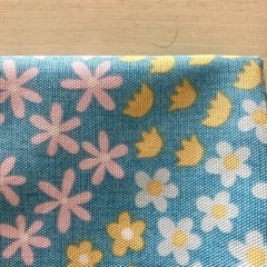 ティッシュケース付き移動ポケット　ハンドメイド　お花の画像