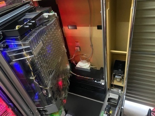 パチンコ筐体付き　CR真北斗無双　西濃運輸で発送　アミューズ用　ゲーム用　個人の方もOK　中古　格安