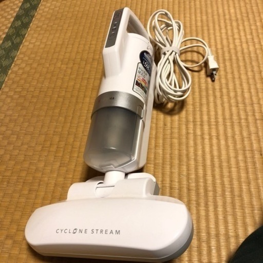 アイリスオーヤマ ミニ掃除機