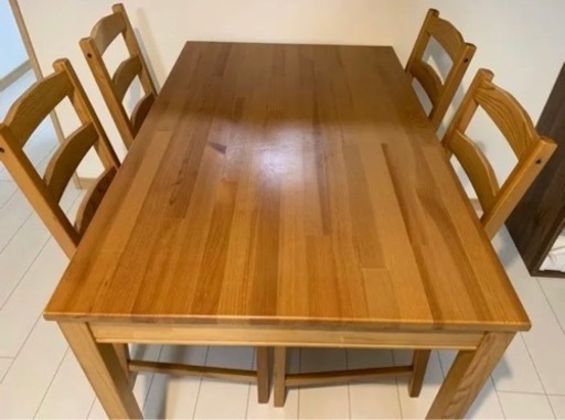 【廃盤品】IKEA JOKKMOKK ヨックモック ダイニングテーブル コスパ最強。IKEAの格安ダイニングテーブル、JOKKMOKK(ヨックモック)の