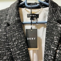 DKNY レディースジャケットの画像