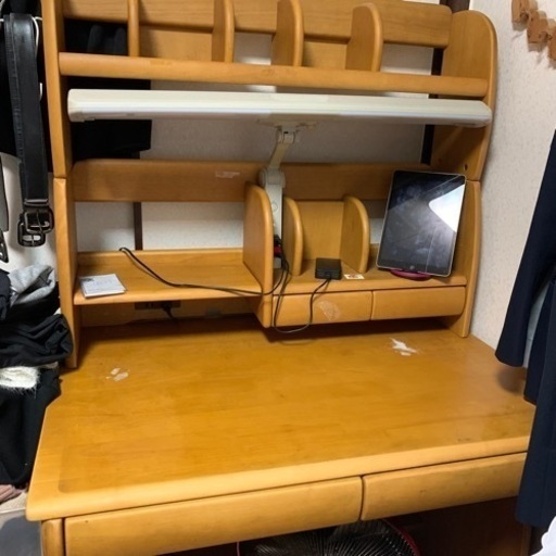 【お取り引き予定】学習机　ルフィシートマット付き