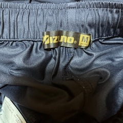 ミズノ　ハーフパンツＭサイズ　紺色の画像