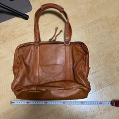 carcru  カルクル カバン 本革製の画像