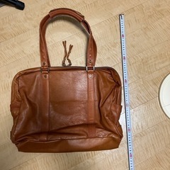 carcru  カルクル カバン 本革製の画像