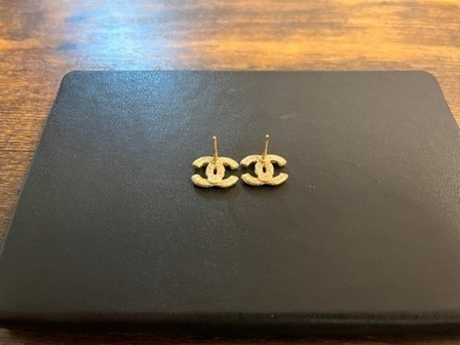 CHANEL ピアス