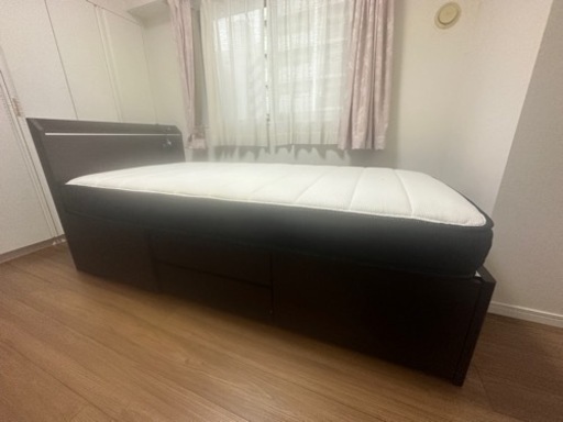 厚木市引き取り来られる方　収納付きシングルベッドフレーム　マット