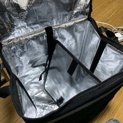 ウーバーイーツ　配達バッグの画像