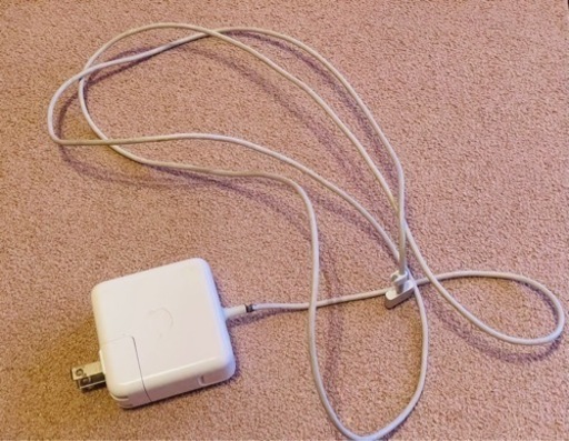 ノートパソコン　MacBook Air (Mid 2013) シルバー