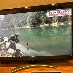テレビ　SHARP 32インチ