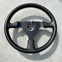 momo ステアリング(きまりました)の画像