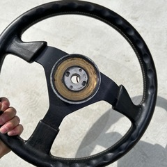 momo ステアリング(きまりました)の画像