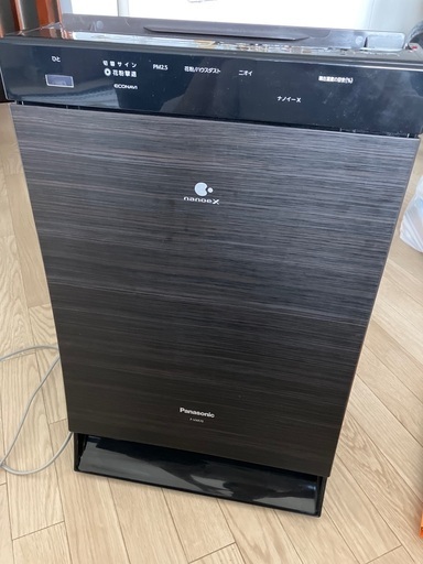 Panasonic F-VXR70 2018年製　木目調