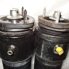 40系レクサスLS460純正エアサス1台分（前後左右）中古品 48080-50150/48090-50150他の画像