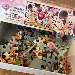 最終値下げ❗️　ディズニー　パズル　みんなでハイ、チーズ！！　ミニー　ミッキー　プルート　200ピースの画像