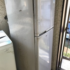 冷蔵庫、無料回収していただける方お願いしますの画像