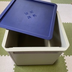 ご検討中あり。日用品雑貨 ストック入れ の画像