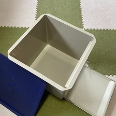 ご検討中あり。日用品雑貨 ストック入れ の画像