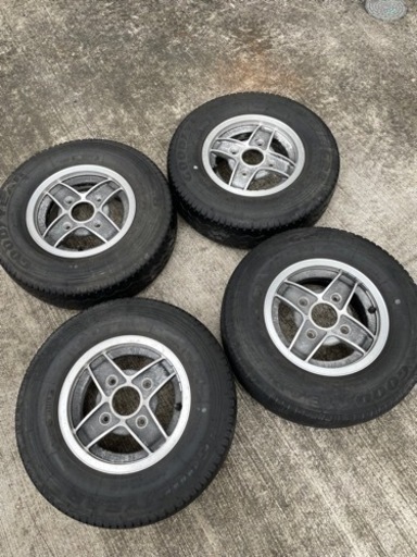 希少☆四つ穴10インチアルミホイール