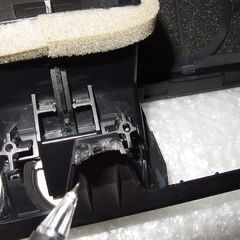 W463メルセデスベンツGクラス ゲレンデバーゲン純正？センターエアコンパネル（エアコン吹き出し口/センターパネル）の画像