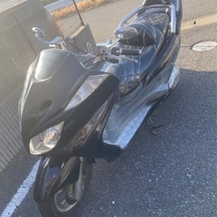 黒マジェ グランドマジェスティ250の画像
