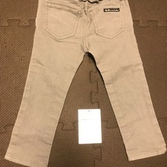 100 ズボン　パンツ　べべ　BeBe 未使用　定価6160円の画像