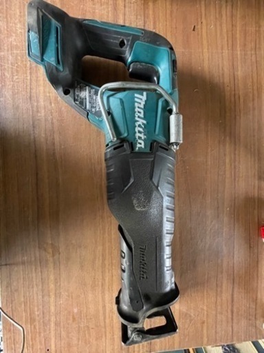 Makita 充電式レシプロソー　JR187D 本体のみ