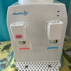 『お取引き中』ウォーターサーバー　お湯と冷水がすぐに出る家庭用卓上サーバーの画像