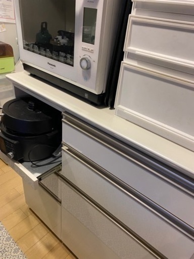 パモウナ　食器棚