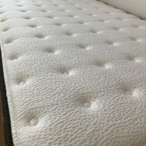 ◇ シングルベッド　ニトリ　フレーム付き