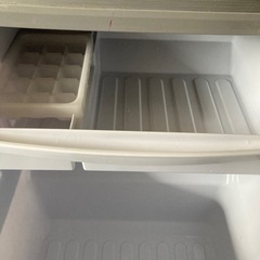 SHARP 冷蔵庫の画像