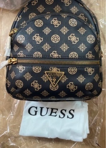 リュック　guess