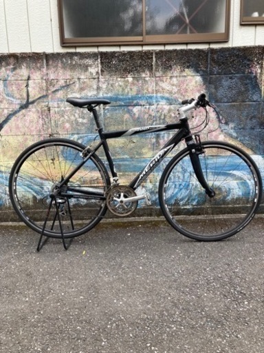 MERIDA GRAND RORD T2 カスタムして整備済み。